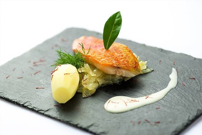 Restaurant à l'Étoile - Logis Hotel - Wingersheim-les-Quatre-Bans - Restaurant Brumath